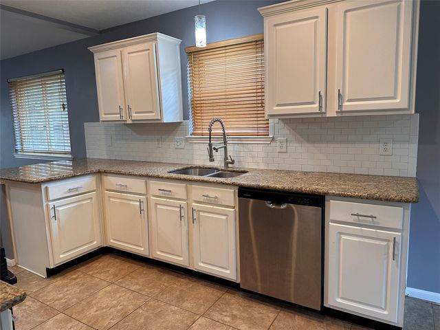 28806 Stone Fox Drive, Spring, TX 77386
