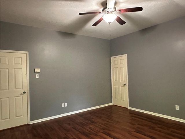 28806 Stone Fox Drive, Spring, TX 77386