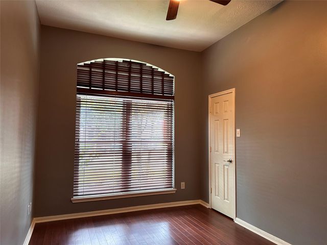 28806 Stone Fox Drive, Spring, TX 77386