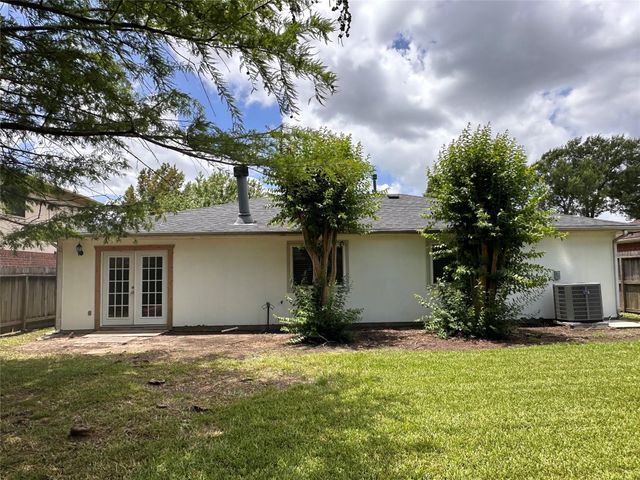 28806 Stone Fox Drive, Spring, TX 77386