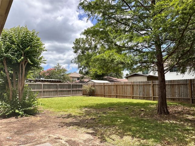 28806 Stone Fox Drive, Spring, TX 77386