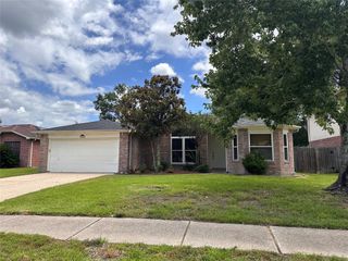28806 Stone Fox Drive, Spring, TX 77386