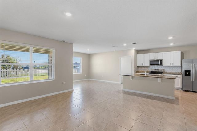 5725 SUNBONNET WAY, St Cloud, FL 34771