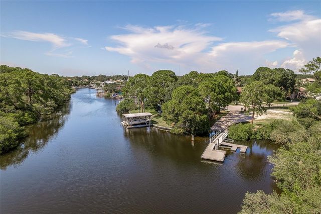 14 BAYWOOD DRIVE, Palm Harbor, FL 34683