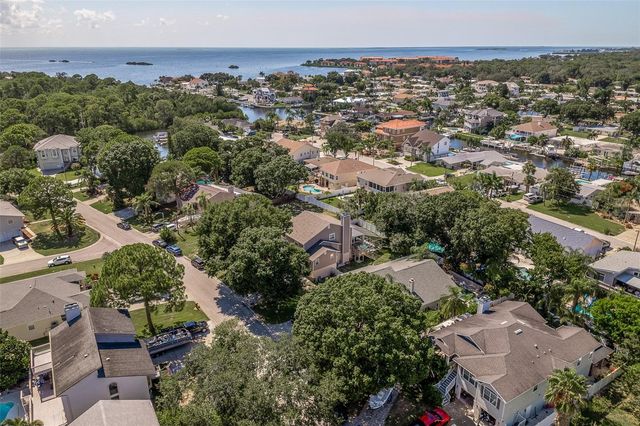 14 BAYWOOD DRIVE, Palm Harbor, FL 34683