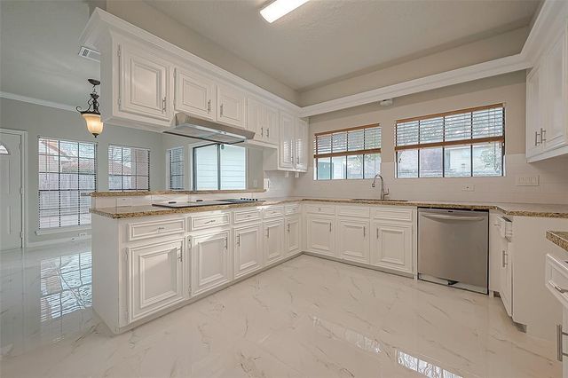 3127 Ashfield Drive, Houston, TX 77082