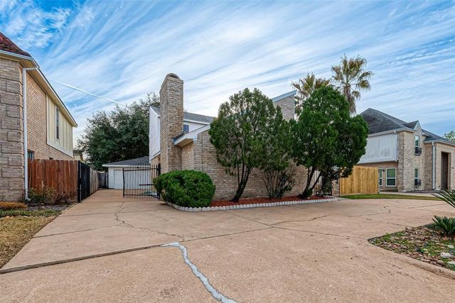 3127 Ashfield Drive, Houston, TX 77082