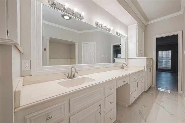 3127 Ashfield Drive, Houston, TX 77082