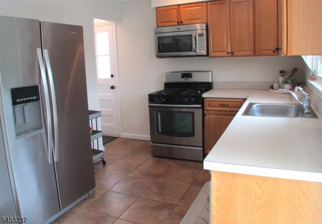 407 Hillside Ave, Springfield Twp., NJ 07081
