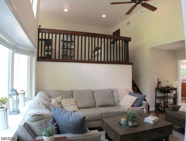 407 Hillside Ave, Springfield Twp., NJ 07081