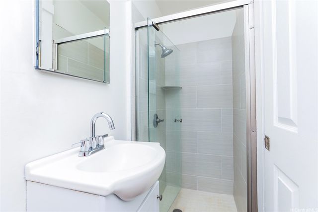 4912 Kilauea Avenue 2, Honolulu, HI 96816