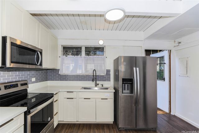 4912 Kilauea Avenue 2, Honolulu, HI 96816