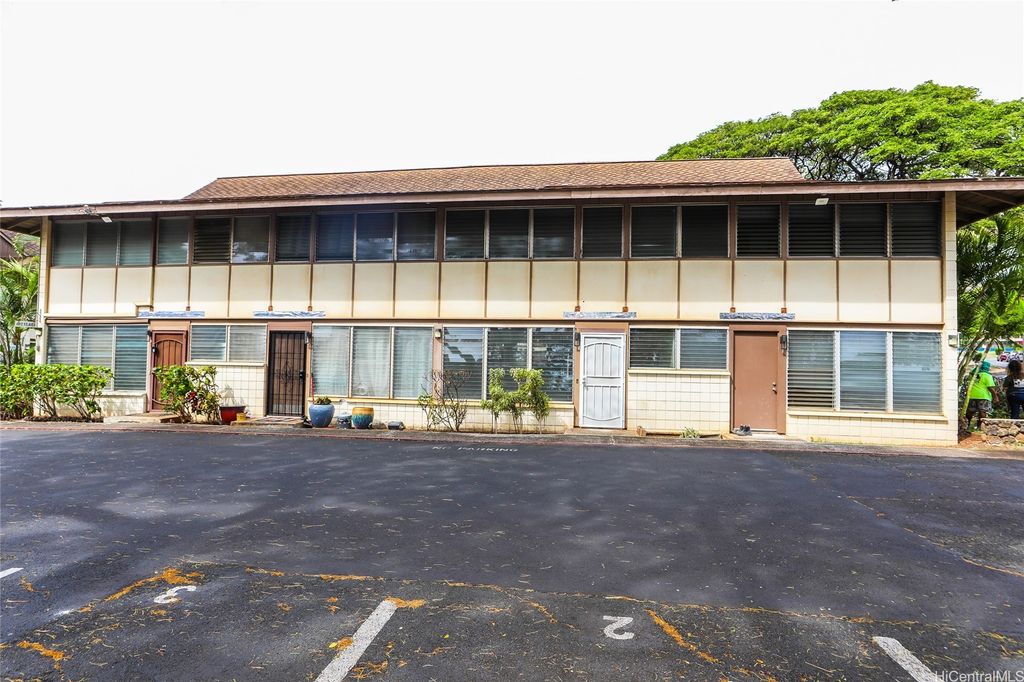 4912 Kilauea Avenue 2, Honolulu, HI 96816