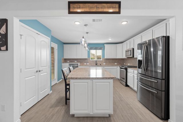 3227 Golden Eagle Way, Richmond, TX 77469