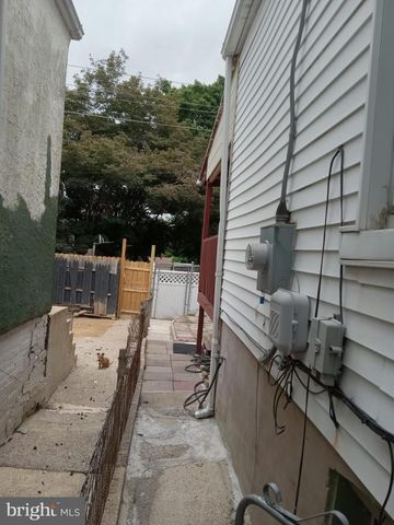 421 W WINDSOR ST, Reading, PA 19601