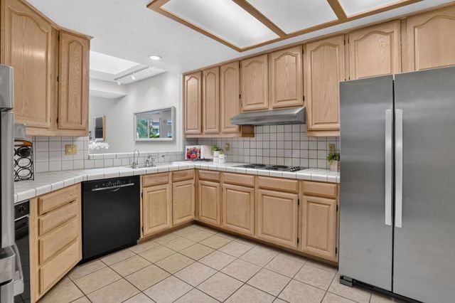 732 Mediterranean Lane, Redwood City, CA 94065