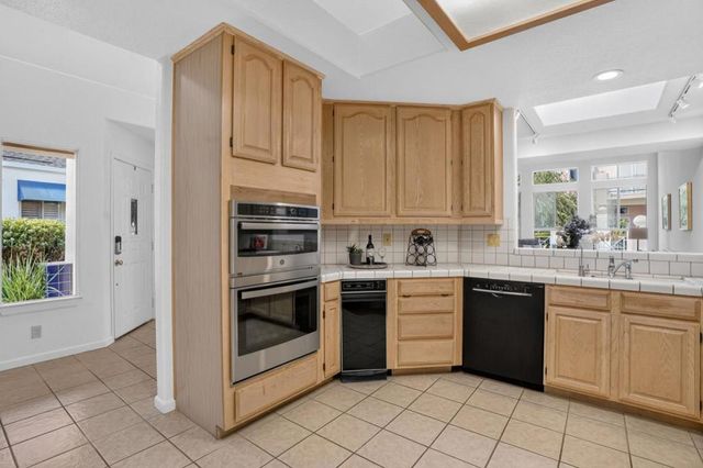732 Mediterranean Lane, Redwood City, CA 94065
