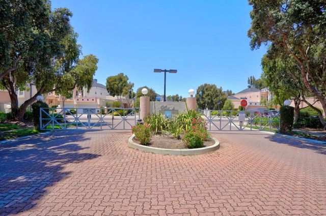 732 Mediterranean Lane, Redwood City, CA 94065