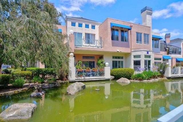 732 Mediterranean Lane, Redwood City, CA 94065