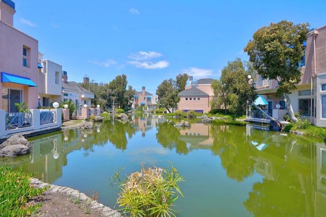 732 Mediterranean Lane, Redwood City, CA 94065