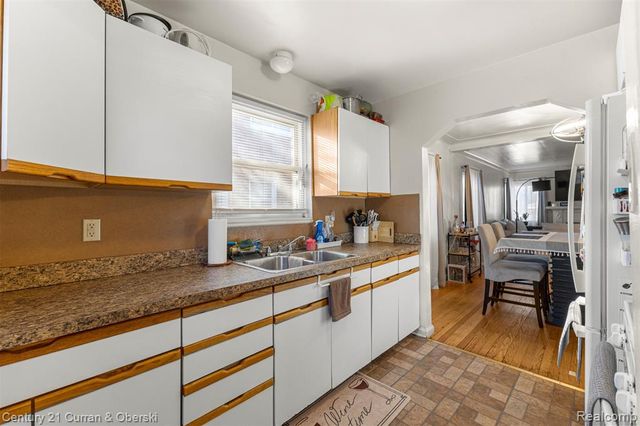 18686 Prest Street, Detroit, MI 48235