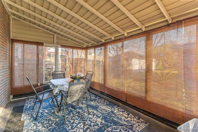 18686 Prest Street, Detroit, MI 48235