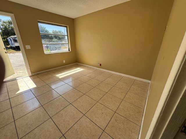 3660 Coconut Road, Palm Springs, FL 33461