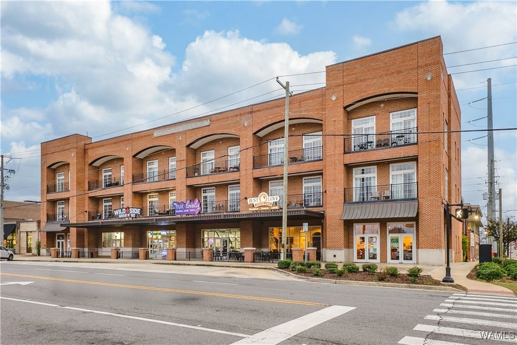 2529 University Blvd 7, Tuscaloosa, AL 35401