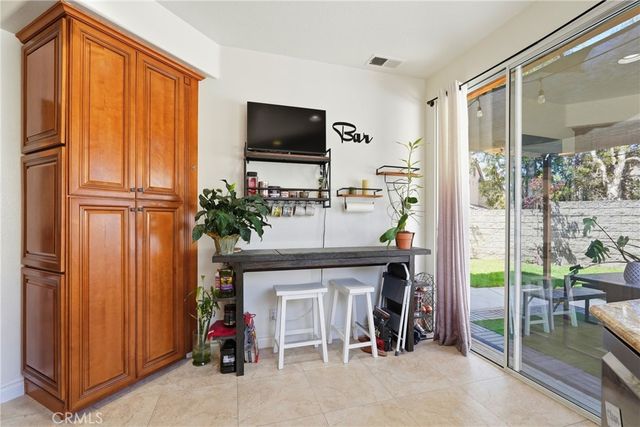 1176 S Country Glen, Anaheim, CA 92808