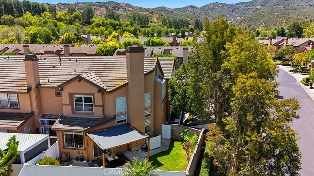 1176 S Country Glen, Anaheim, CA 92808