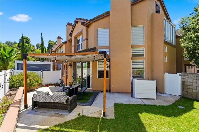 1176 S Country Glen, Anaheim, CA 92808