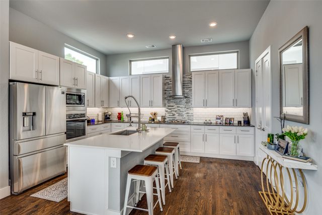 4222 Roseland Avenue 101, Dallas, TX 75204