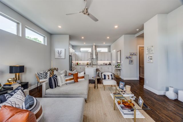 4222 Roseland Avenue 101, Dallas, TX 75204