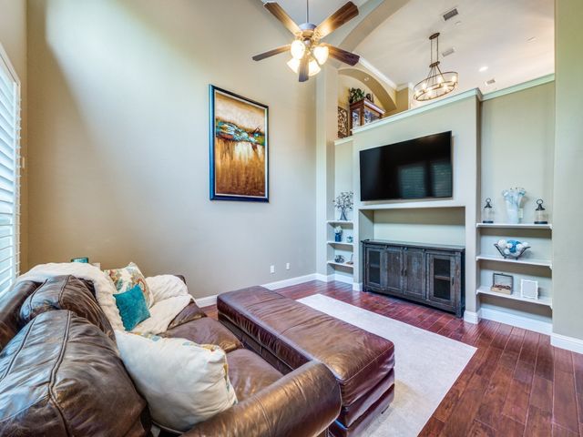 5721 Lunsford Road, Plano, TX 75024