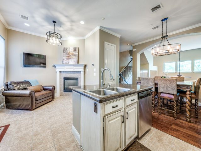 5721 Lunsford Road, Plano, TX 75024