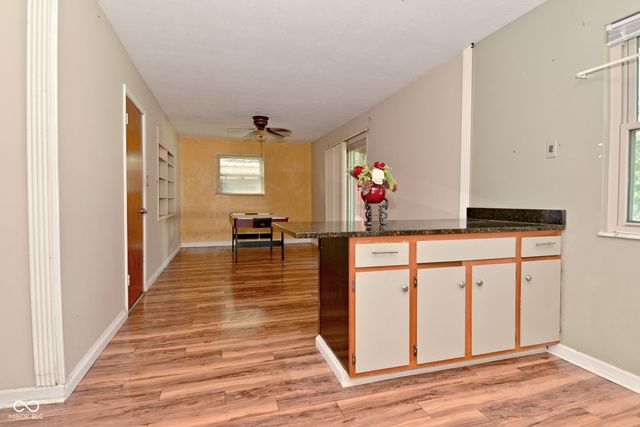 410 E Southport Road, Indianapolis, IN 46227