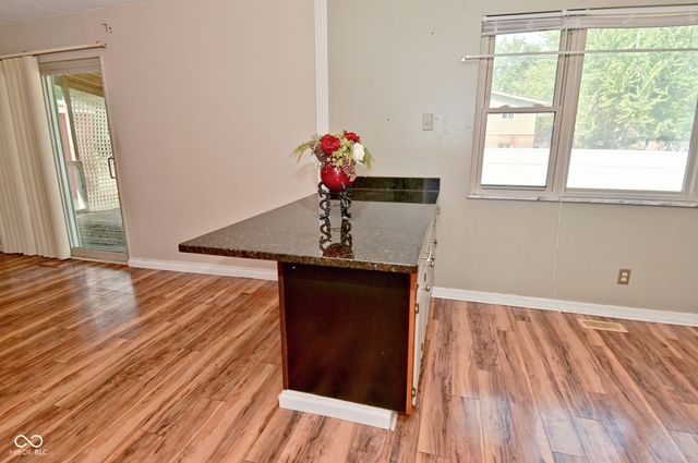 410 E Southport Road, Indianapolis, IN 46227