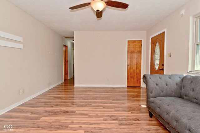 410 E Southport Road, Indianapolis, IN 46227