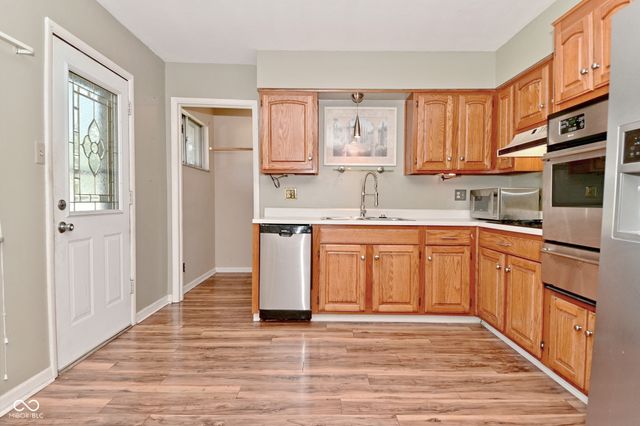 410 E Southport Road, Indianapolis, IN 46227