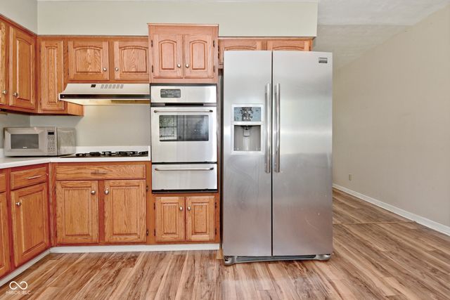 410 E Southport Road, Indianapolis, IN 46227