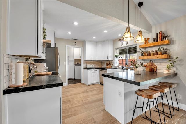 22667 Castle Crag, Menifee, CA 92587