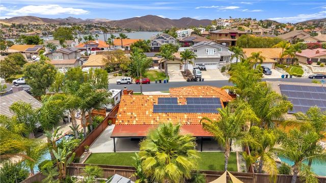 22667 Castle Crag, Menifee, CA 92587