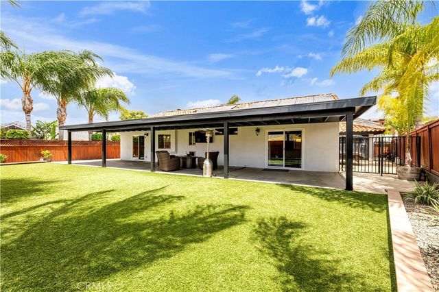 22667 Castle Crag, Menifee, CA 92587