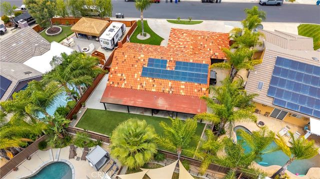 22667 Castle Crag, Menifee, CA 92587