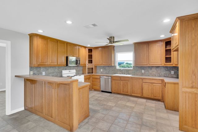 1139 Trumbull (11 AC) Road, Ferris, TX 75125