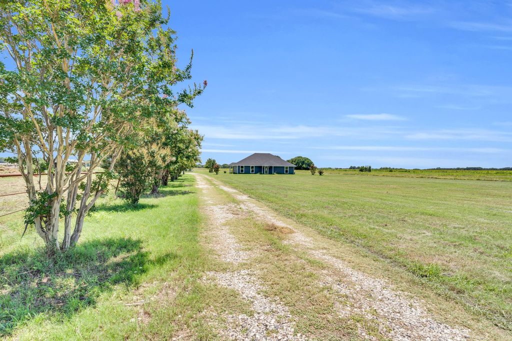 1139 Trumbull (11 AC) Road, Ferris, TX 75125