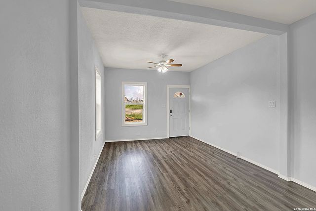 1426 E CARSON ST, San Antonio, TX 78208