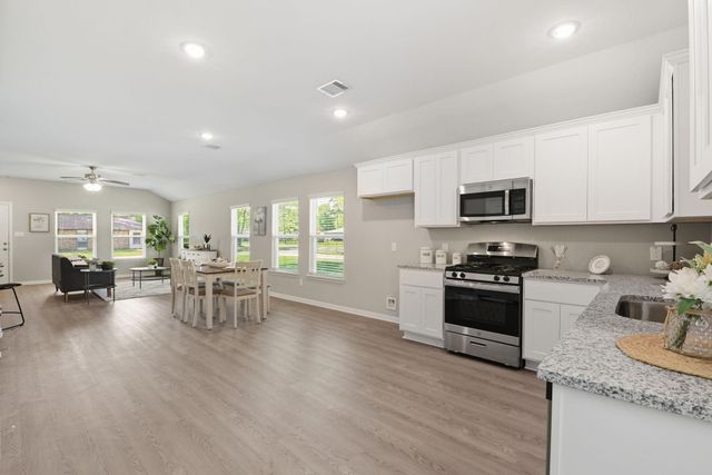 803 Jefferson Avenue, Cleveland, TX 77327