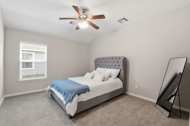 803 Jefferson Avenue, Cleveland, TX 77327
