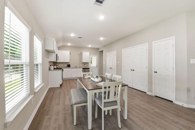 803 Jefferson Avenue, Cleveland, TX 77327